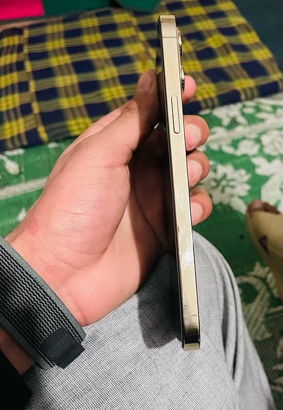 Iphone 12 pro max PTA Aproved 3