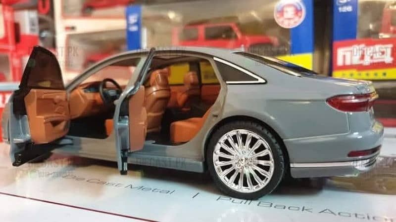 Audi A8L Diecast Toy Metal Model Size 8 Inches Light n sound 1