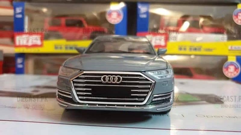 Audi A8L Diecast Toy Metal Model Size 8 Inches Light n sound 4