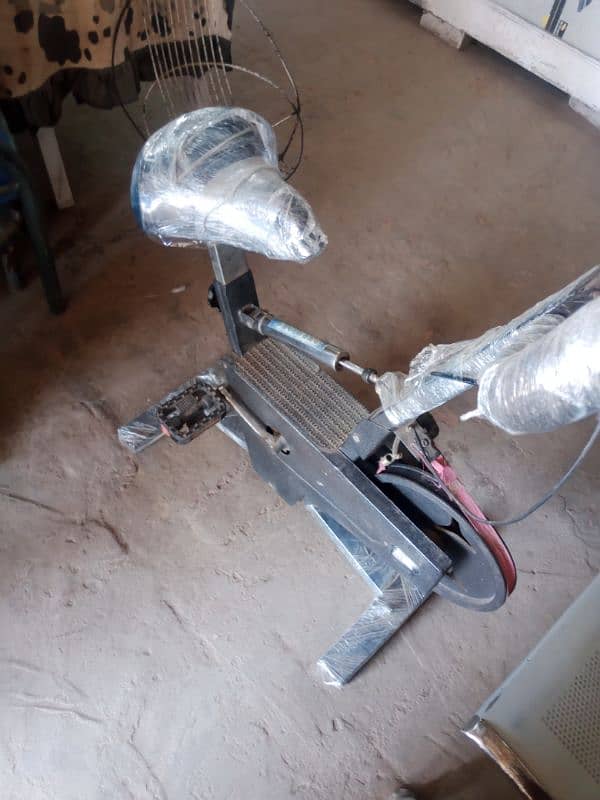 exercise bike/exercise cycle machine 1