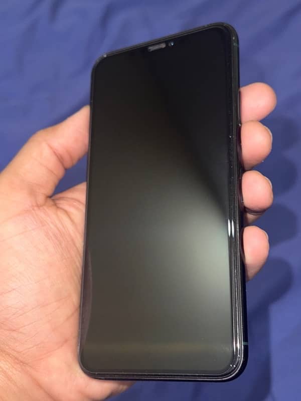 iPhone 11 Pro Max 256GB | PTA Approved | 100% Battery | Box 3