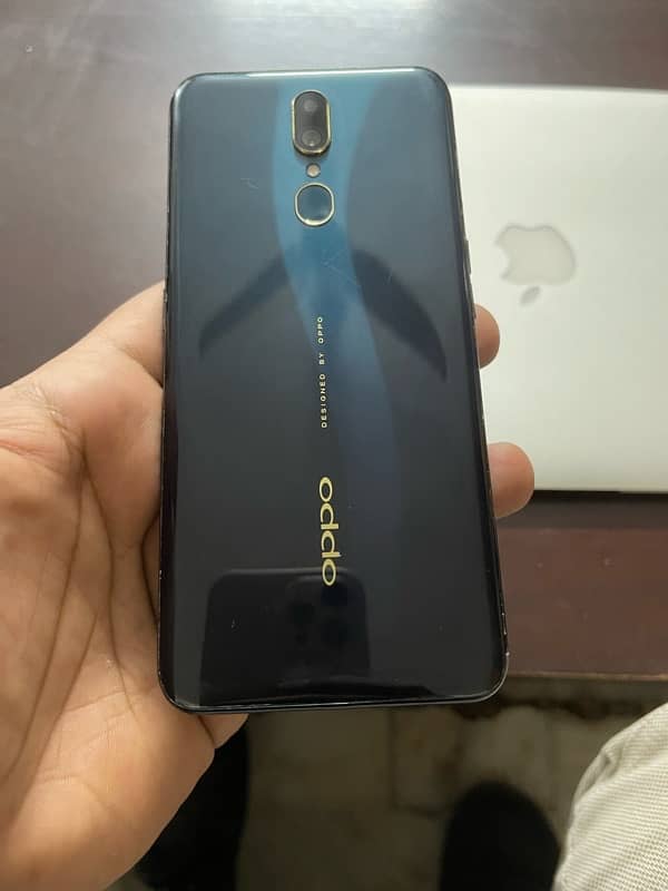 OPPO F11 6/128 1