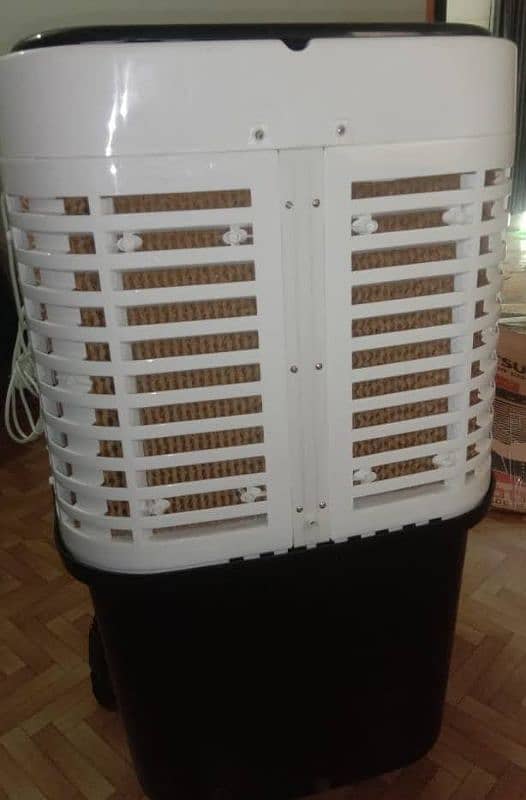 Mitsubishi air cooler with 2 years warranty 3