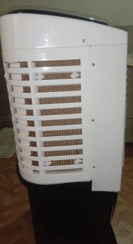 Mitsubishi air cooler with 2 years warranty 6