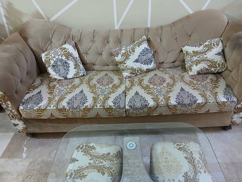 7 seater sofa set with cushions And Table with 4 stools 6