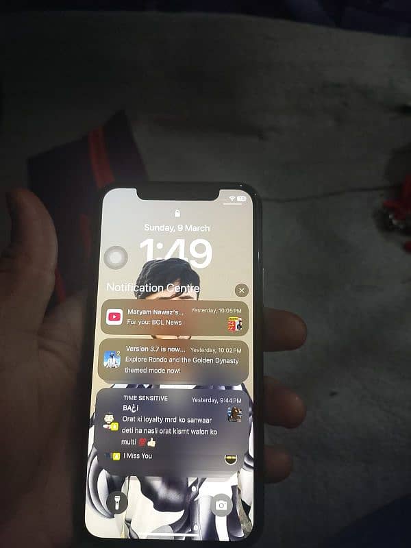 iPhone11pro jv64gb 15