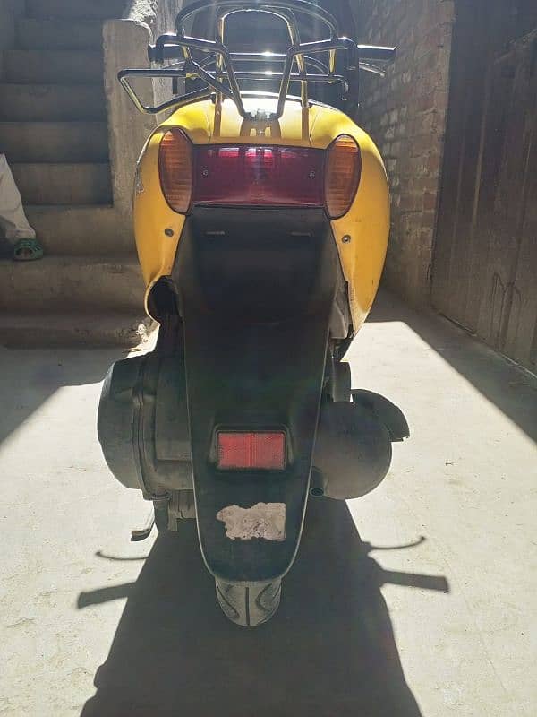 Suzuki Scooty for sale 1