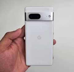 Google pixel 7 Brand New condition Water pack