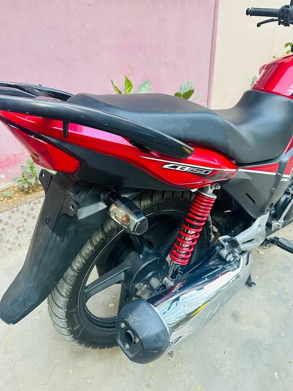 Honda cb150 F 7