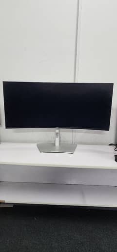 Dell 34" UltraSharp U3421we Ultrawide Type-C 10bit Color Monitor