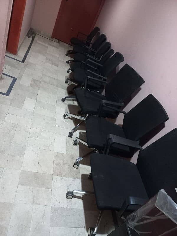 Office chairs Available AD Pora Red karain 6