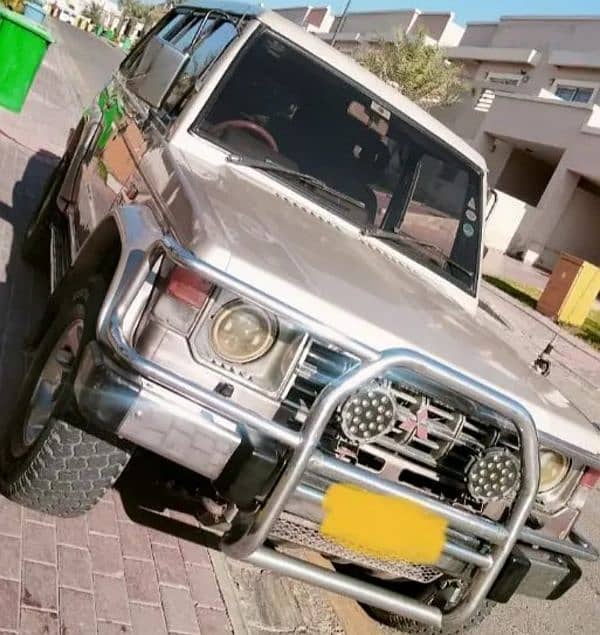 Mitsubishi Pajero Exceed, 1990, Auto Transmission, Karachi Invoice. 2