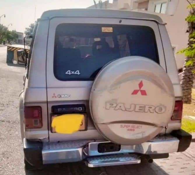 Mitsubishi Pajero Exceed, 1990, Auto Transmission, Karachi Invoice. 3