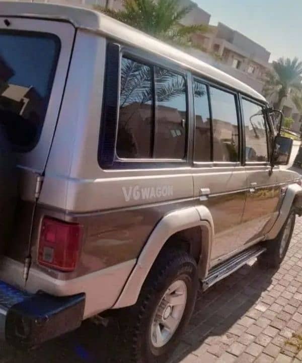 Mitsubishi Pajero Exceed, 1990, Auto Transmission, Karachi Invoice. 4