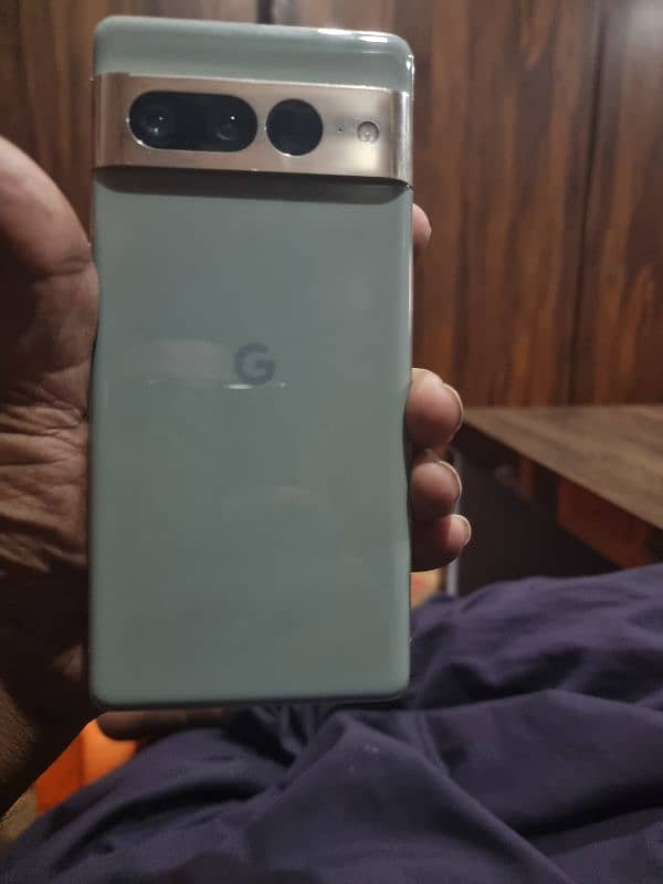 Google pixel 7 pro bilkul frish 1