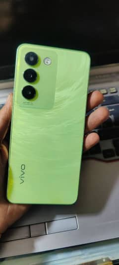 VIVO Y100