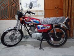 honda 125 original and ok condition  22 model Islamabad number