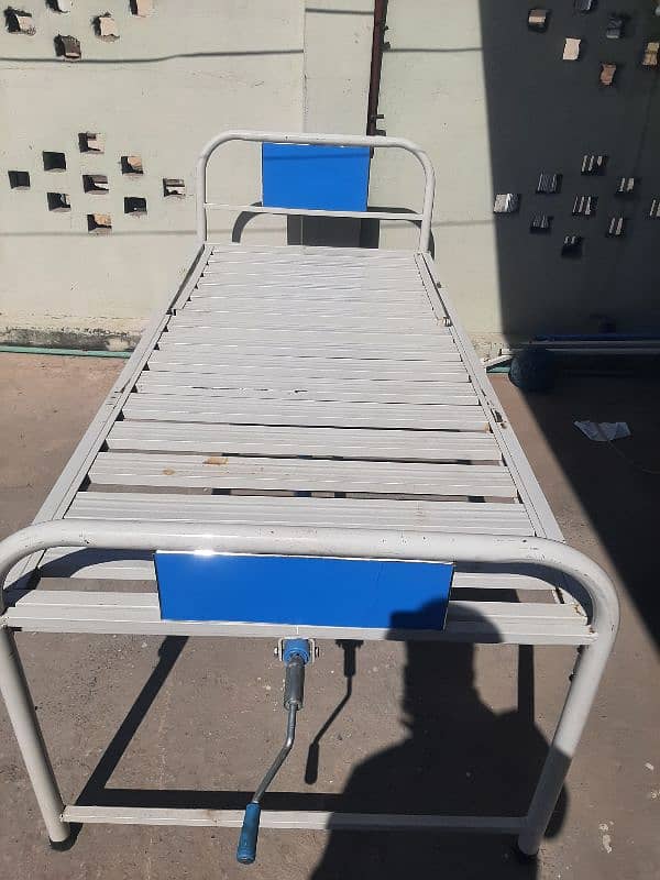 patients bed for sale good condition 7