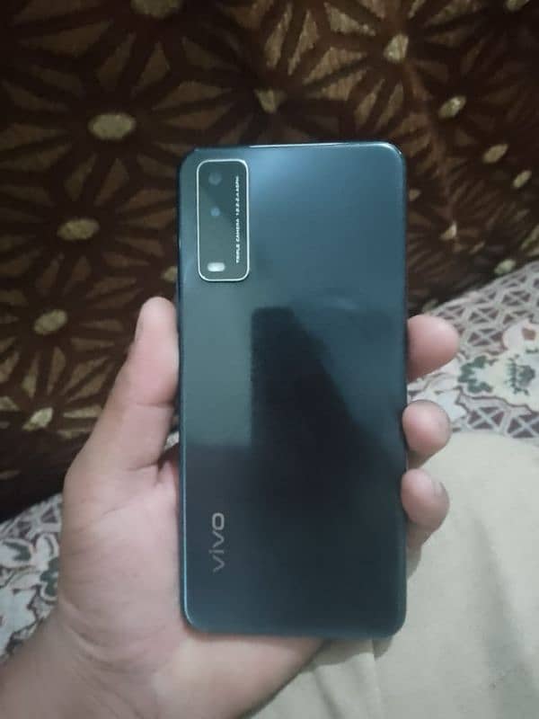 vivo y20 used mobial 6