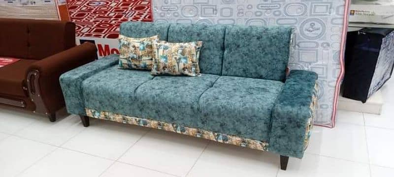 H U Sofa,s 9