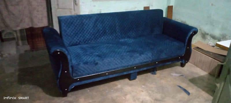 H U Sofa,s 15