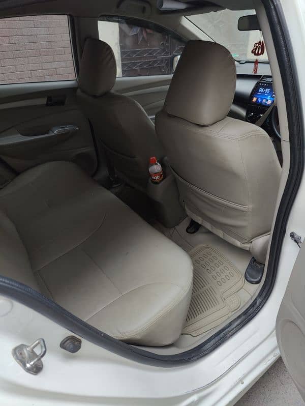 Honda City Aspire 1.5 2015 6