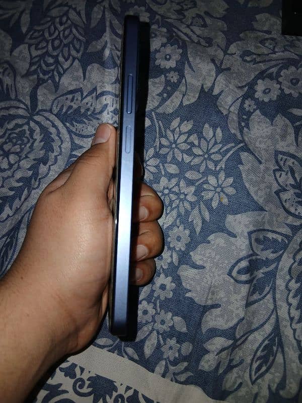 realme c63 sealed phone 2