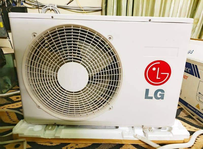 AC LG 220 6