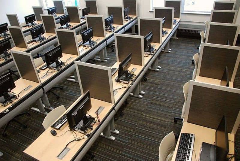 80 seater furnished call center,Office,Hall for rent 5