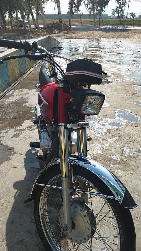 Honda 125 for sale full genuine and antique peace 4