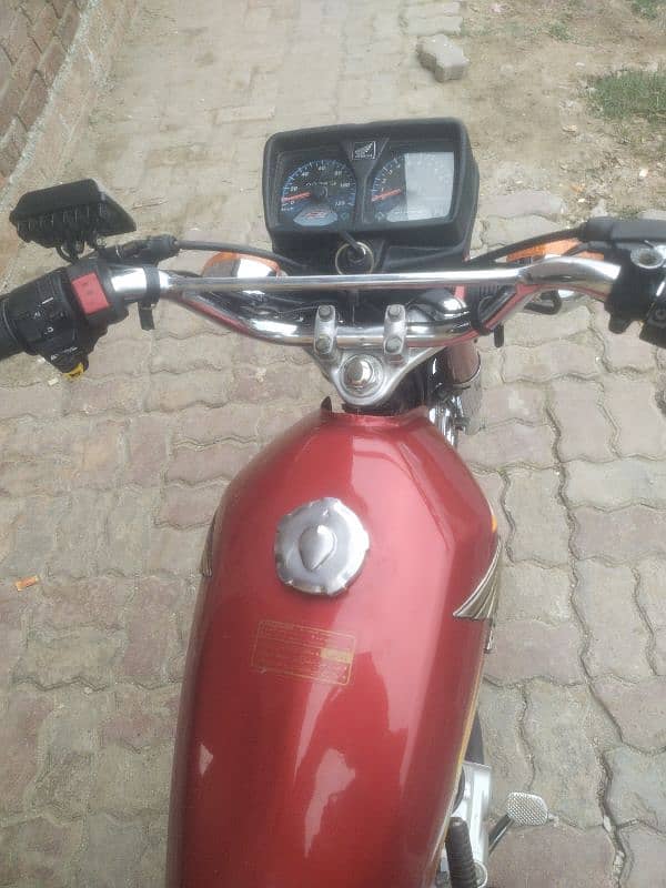 Honda 125 6