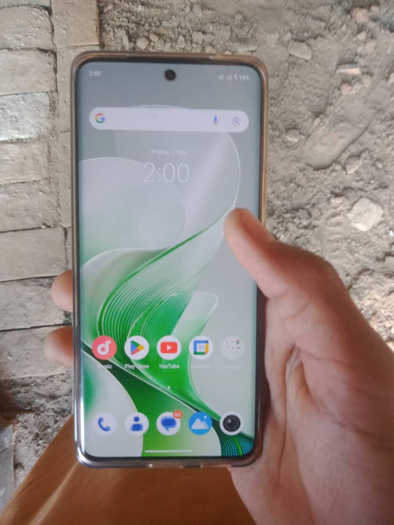 Vivo Y40 1