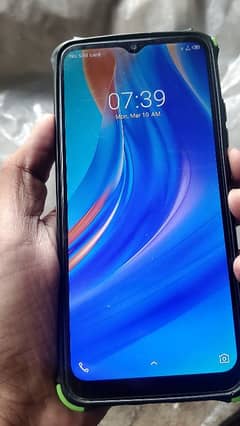 Tecno spark 6 go 2/32 exchange posible