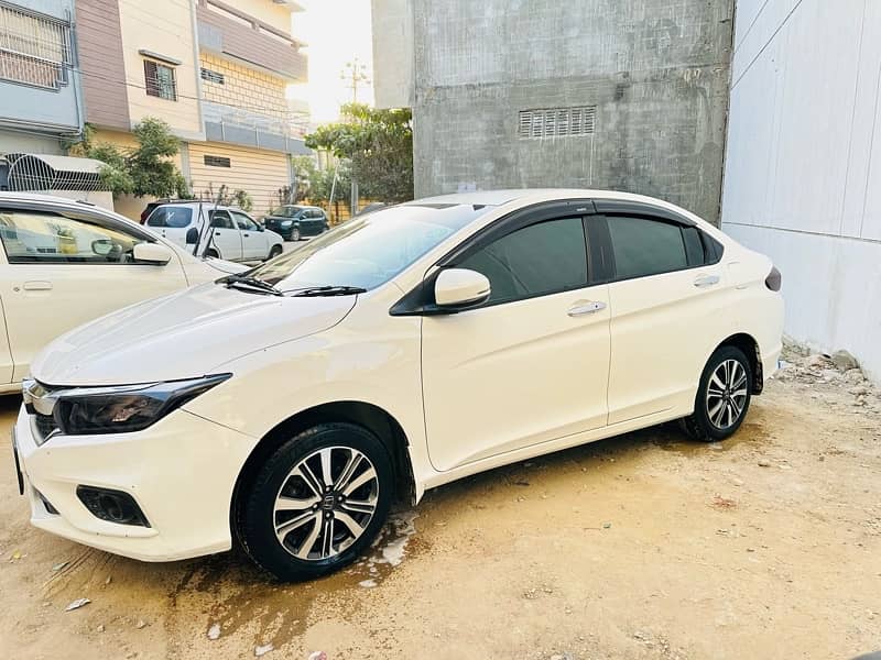 Honda City Aspire 2022 1.5 FULL OPTION 1