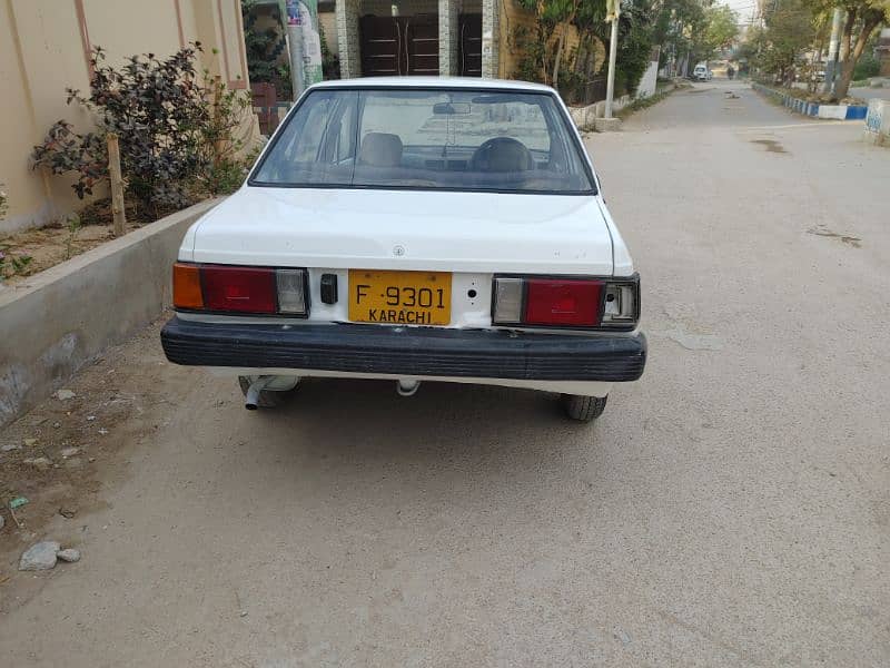 Nissan Sunny 1984 3