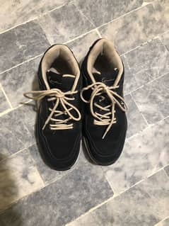 KARL KANI Slightly used sneaker