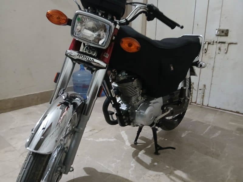 HONDA CG 125 RED UNREGISTERED 6