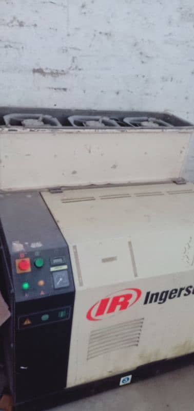 11 House Power Air Compressor 1