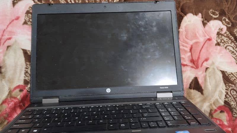 HP laptop 9 by 10 condition 1