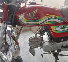 HONDA CD 70 GENWAIN condition 2022/2023 model. . .