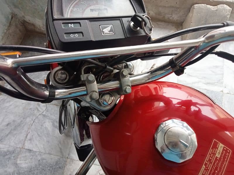 HONDA CD 70 GENWAIN condition 2022/2023 model. . . 7