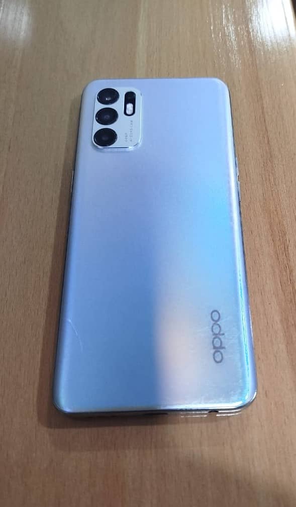 OPPO Reno 6 For SALE 3