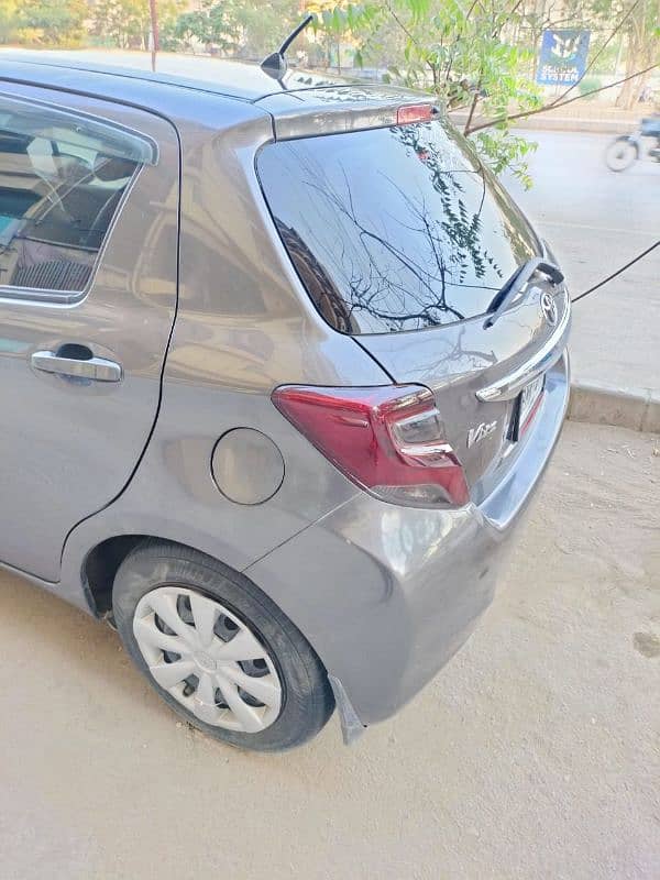 Toyota Vitz 2015 /2018 5