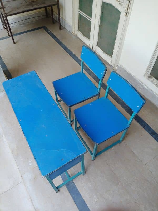 1800 pr piece. chair . desk. for children. scchool. academy. tution etc 3