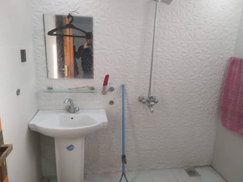 1 Kanal Double Unit House Available. For Sale in Gulshan e Sehat E-18 Islamabad 21