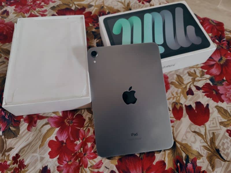 ipad mini 6 64GB urgent sale 7