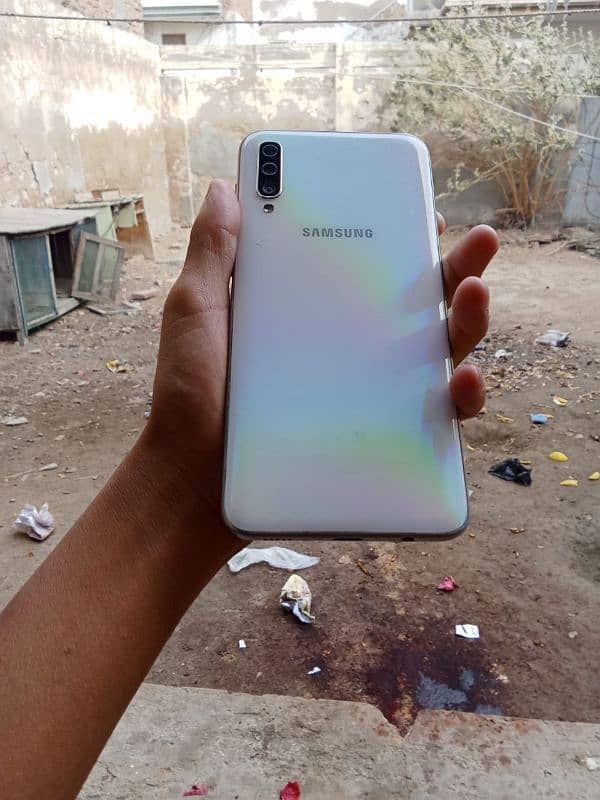 Samsung galaxy A50 0