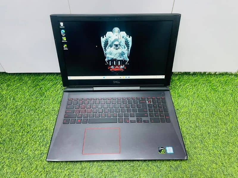 Dell Inspiron 15 - Gaming - Nvidia GTX 6GB 1060 Max-Q Design 1