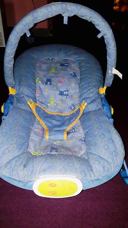 Baby Bouncer/ Bath Seat / Blankets/ Training Seat 0