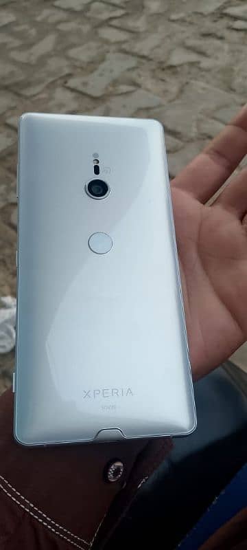 sony xperiaxz3 5